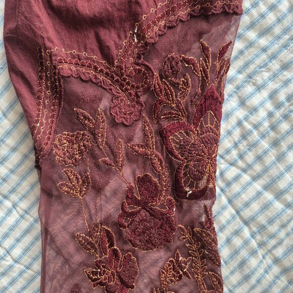 🍄50% FREE PEOPLE Burgundy Embroidered Top Sz M - Picture 10 of 12
